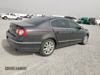 2006 Volkswagen Passat 3.6L V6 z VIN WVWDU73C66P127551, wystawiony jako Copart lot #56541475 z przebiegiem 103 826 mil mil oraz Szkoda całkowita • Salvage title. Historia ofert i sprzedaży dostępna na DreamBid. Obrazek 3.