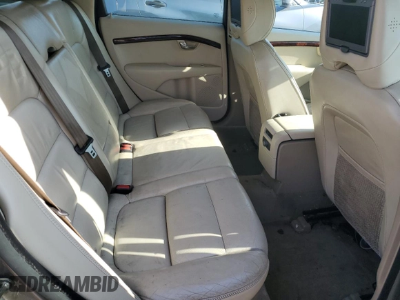 2008 Volvo XC70 z VIN YV4BZ982281000951, wystawiony jako Copart lot #54548705 z przebiegiem 231 653 mil mil oraz Szkoda całkowita • Salvage title. Historia ofert i sprzedaży dostępna na DreamBid. Obrazek 11.