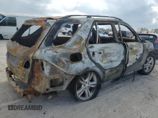 2015 Mercedes-Benz M with VIN 4JGDA5JB5FA541989, listed as a Copart auction lot 44072625 with Not Provided miles and Non Repairable. Bid and sale history available at carsss.com. Image 3.