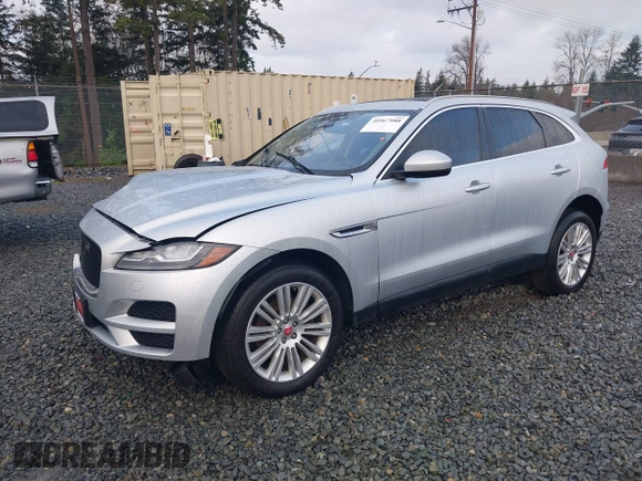 2019 Jaguar F-Pace 30t Portfolio z VIN SADCN2GX3KA353203, wystawiony jako IAAI lot #40967088 z przebiegiem 51 620 mil mil oraz . Historia ofert i sprzedaży dostępna na DreamBid. Obrazek 18.