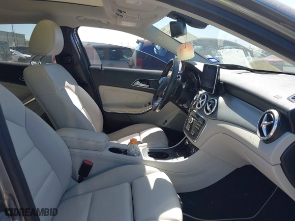 2016 Mercedes-Benz GLA with VIN WDCTG4EB5GJ220730, listed as a IAAI auction lot 41825251 with 100,594 mi miles. Bid and sale history available at carsss.com. Image 5.