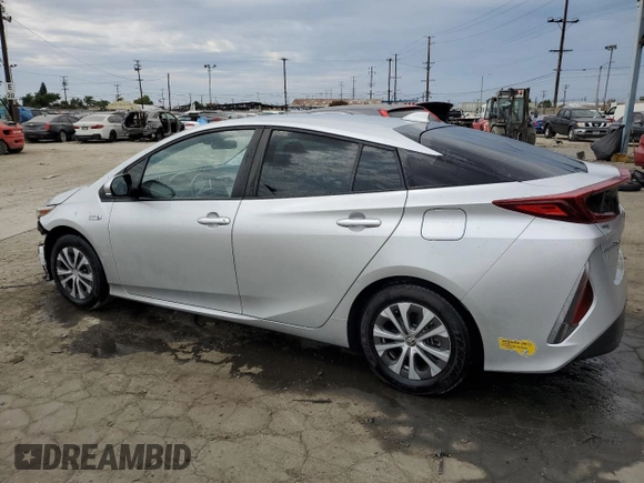 2022 Toyota Prius LE с VIN JTDKAMFP5N3202100, выставлен на аукционе Copart как лот 59570825 с пробегом 32 941 миль миль и Списание • Salvage title. История ставок и продаж доступна на DreamBid. Изображение 2.