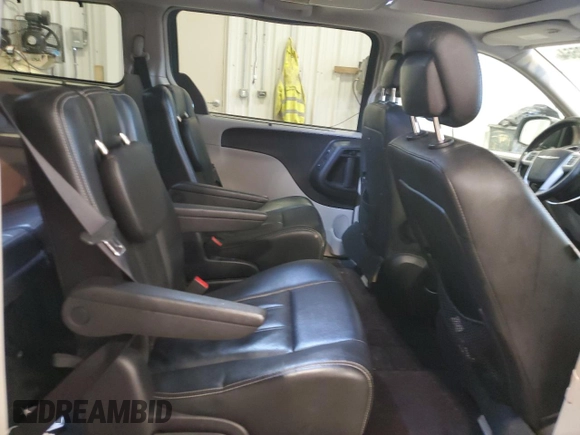 2016 Chrysler Town & Country Touring-L with VIN 2C4RC1CG8GR199974, listed as a Copart auction lot 86852564 with 121,392 mi miles and Clean Title. Bid and sale history available at carsss.com. Image 11.