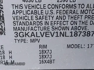 2022 GMC Terrain SLT z VIN 3GKALVEV1NL187387, wystawiony jako IAAI lot #41694909 z przebiegiem 45 852 mil mil oraz . Historia ofert i sprzedaży dostępna na DreamBid. Obrazek 9.