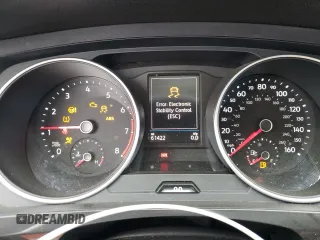 2021 Volkswagen Tiguan SE z VIN 3VV2B7AX1MM001377, wystawiony jako Copart lot #49893775 z przebiegiem 61 422 mil mil oraz Szkoda całkowita • Salvage title. Historia ofert i sprzedaży dostępna na DreamBid. Obrazek 9.