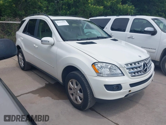2006 Mercedes-Benz M 350 with VIN 4JGBB86EX6A079924, listed as a IAAI auction lot 42224166 with 192,191 mi miles and . Bid and sale history available at DreamBid. Image 1.