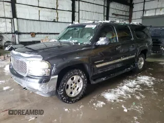 2004 GMC Yukon XL SLE with VIN 3GKEC16T54G324913, listed as a Copart auction lot 44464275 with 257,529 mi miles and Salvage Title. Bid and sale history available at carsss.com. Image 1.