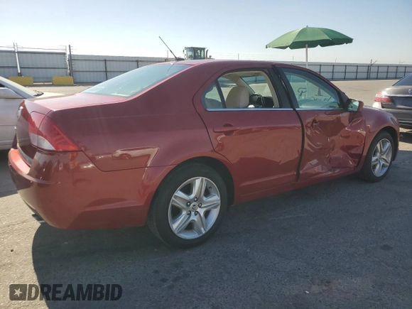 2010 Mercury Milan z VIN 3MEHM0HA3AR607241, wystawiony jako Copart lot #61225435 z przebiegiem 111 038 mil mil oraz Szkoda całkowita • Salvage title. Historia ofert i sprzedaży dostępna na DreamBid. Obrazek 3.