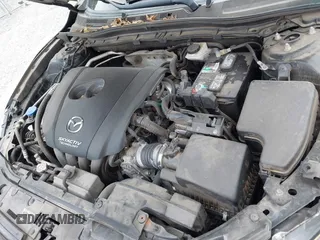 2018 Mazda 3 Touring z VIN 3MZBN1V36JM202498, wystawiony jako IAAI lot #42380709 z przebiegiem 108 930 mil mil oraz . Historia ofert i sprzedaży dostępna na DreamBid. Obrazek 10.