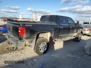 2017 Chevrolet Silverado 3500HD LTZ with VIN 1GC4K0EY7HF213904, listed as a Copart auction lot 83911964 with 121,143 mi miles and Salvage Title. Bid and sale history available at carsss.com. Image 3.