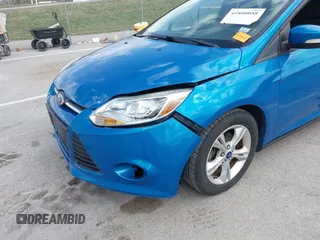 2014 Ford Focus SE with VIN 1FADP3F23EL310193, listed as a IAAI auction lot 41808058 with 53,658 mi miles. Bid and sale history available at carsss.com. Image 6.