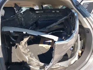 2020 Mitsubishi Outlander SE z VIN JA4AD3A33LZ025410, wystawiony jako IAAI lot #41805342 z przebiegiem 41 154 mil mil oraz . Historia ofert i sprzedaży dostępna na DreamBid. Obrazek 12.
