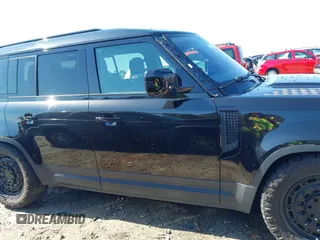 2020 Land Rover Defender SE with VIN SALEP7EU7L2033956, listed as a IAAI auction lot 41654588 with 85,029 mi miles and . Bid and sale history available at DreamBid. Image 13.