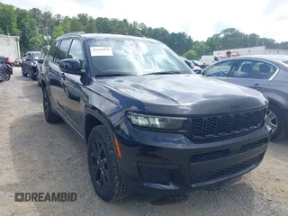 2024 Jeep Grand Cherokee Laredo z VIN 1C4RJKAG1R8515177, wystawiony jako IAAI lot #42422030 z przebiegiem 35 560 mil mil oraz . Historia ofert i sprzedaży dostępna na DreamBid. Obrazek 1.