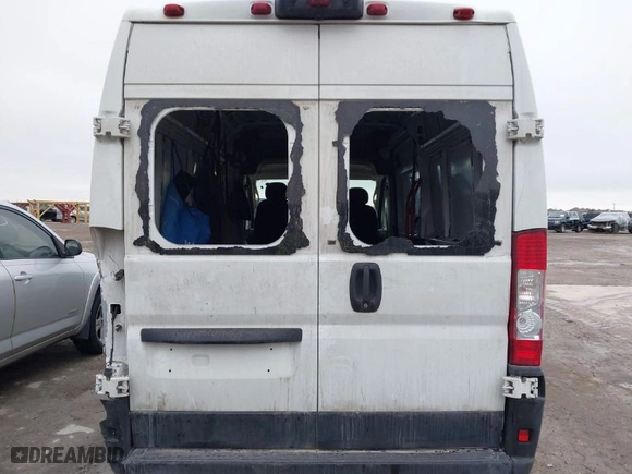 2021 Ram ProMaster Cargo Van with VIN 3C6LRVDG8ME522726, listed as a IAAI auction lot 41542686 with 224,275 mi miles. Bid and sale history available at carsss.com. Image 16.