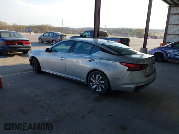 2020 Nissan Altima 2.5 S with VIN 1N4BL4BV1LC153723, listed as a IAAI auction lot 41499693 with 110,173 mi miles. Bid and sale history available at carsss.com. Image 3.