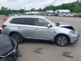 2020 Mitsubishi Outlander SE with VIN JA4AD3A39LZ034015, listed as a IAAI auction lot 42245374 with 92,992 mi miles and . Bid and sale history available at DreamBid. Image 13.