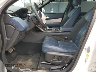 2021 Land Rover Range Rover Velar R-Dynamic S z VIN SALYT2EX1MA322859, wystawiony jako Copart lot #53164785 z przebiegiem 45 952 mil mil oraz Szkoda całkowita • Salvage title. Historia ofert i sprzedaży dostępna na DreamBid. Obrazek 7.