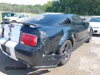 2009 Ford Mustang GT with VIN 1ZVHT82H495146300, listed as a IAAI auction lot 42603951 with 185,265 mi miles and . Bid and sale history available at DreamBid. Image 6.