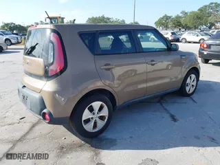 2014 Kia Soul with VIN KNDJN2A28E7024868, listed as a IAAI auction lot 42106273 with 115,805 mi miles. Bid and sale history available at carsss.com. Image 4.