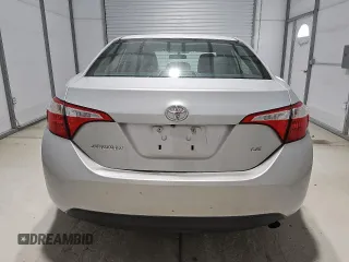 2016 Toyota Corolla L with VIN 2T1BURHE5GC712621, listed as a Copart auction lot 61561135 with 266,753 mi miles and Clean title. Bid and sale history available at DreamBid. Image 6.