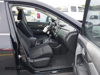 2017 Nissan Rogue SV with VIN JN8AT2MT9HW384093, listed as a IAAI auction lot 42067342 with 162,044 mi miles and . Bid and sale history available at DreamBid. Image 5.