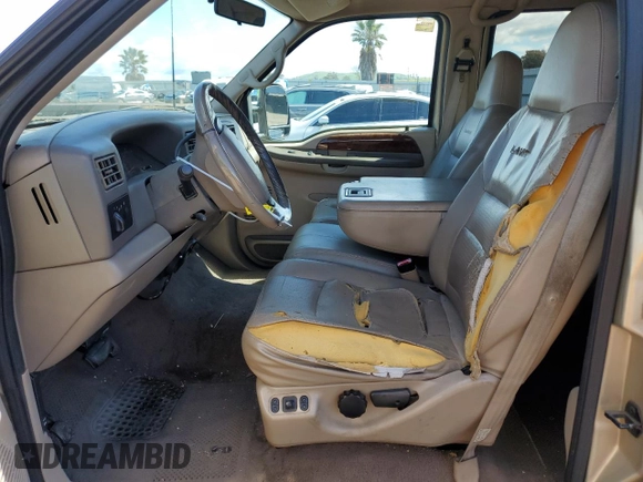 2001 Ford Super Duty F-250 XL with VIN 1FTNW20S81EA81948, listed as a Copart auction lot 49008325 with 211,966 mi miles and Salvage Title. Bid and sale history available at carsss.com. Image 7.