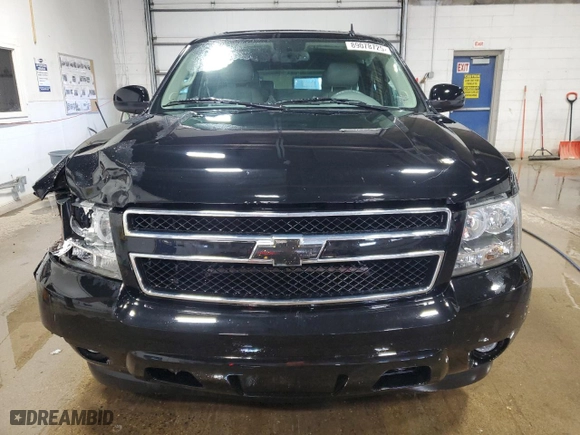 2014 Chevrolet Suburban LT with VIN 1GNSKJE79ER208029, listed as a Copart auction lot 89078725 with 175,236 mi miles and Salvage Title. Bid and sale history available at carsss.com. Image 5.