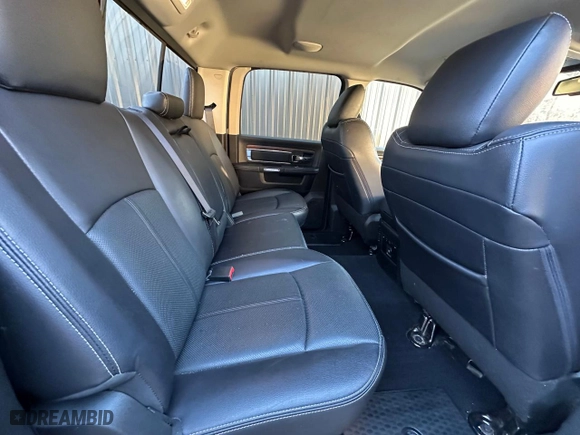 2018 Ram 2500 Laramie with VIN 3C6UR5FJ5JG369770, listed as a Copart auction lot 83249094 with 159,580 mi miles and Clean Title. Bid and sale history available at carsss.com. Image 6.