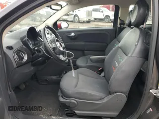 2016 FIAT 500 Pop z VIN 3C3CFFAR3GT248529, wystawiony jako Copart lot #50820465 z przebiegiem 135 870 mil mil oraz Szkoda całkowita • Salvage title. Historia ofert i sprzedaży dostępna na DreamBid. Obrazek 7.