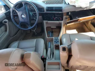 1995 BMW 5 Series 525i z VIN WBAHD6326SGK83552, wystawiony jako Copart lot #45245825 z przebiegiem 181 607 mil mil oraz Szkoda całkowita • Salvage title. Historia ofert i sprzedaży dostępna na DreamBid. Obrazek 8.