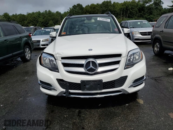 2015 Mercedes-Benz GLK 350 with VIN WDCGG8JB7FG426982, listed as a Copart auction lot 67532984 with 44,325 mi miles and Salvage Title. Bid and sale history available at DreamBid. Image 5.