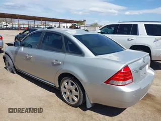 2007 Mercury Montego Premier z VIN 1MEHM42147G614358, wystawiony jako IAAI lot #39937304 z przebiegiem 125 977 mil mil oraz . Historia ofert i sprzedaży dostępna na DreamBid. Obrazek 3.