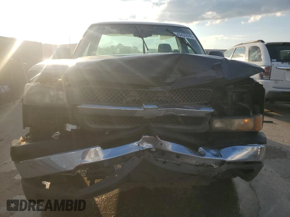 2004 Chevrolet Silverado 1500 Work Truck with VIN 1GCEC14X44Z187058, listed as a Copart auction lot 43433945 with 134,098 mi miles and Salvage Title. Bid and sale history available at carsss.com. Image 5.