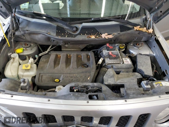 2015 Jeep Patriot Latitude with VIN 1C4NJPFB6FD430038, listed as a Copart auction lot 49212445 with 78,934 mi miles and Salvage Title. Bid and sale history available at DreamBid. Image 12.