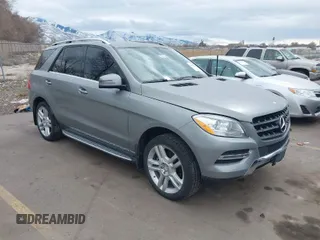 2015 Mercedes-Benz M ML 350 with VIN 4JGDA5HBXFA532968, listed as a IAAI auction lot 41842148 with 108,253 mi miles. Bid and sale history available at carsss.com. Image 1.