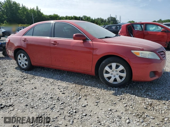 2011 Toyota Camry LE z VIN 4T4BF3EKXBR097272, wystawiony jako Copart lot #59220845 z przebiegiem Nie podano mil oraz Szkoda całkowita • Salvage title. Historia ofert i sprzedaży dostępna na DreamBid. Obrazek 4.