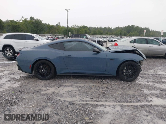 2024 Ford Mustang GT with VIN 1FA6P8CF3R5415825, listed as a IAAI auction lot 42626550 with 16,570 mi miles and . Bid and sale history available at DreamBid. Image 13.
