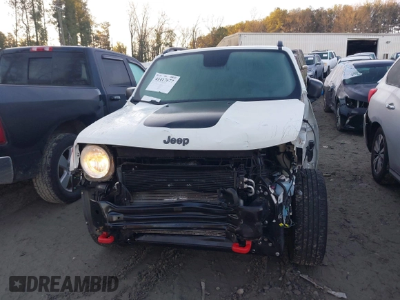 2018 Jeep Renegade Trailhawk with VIN ZACCJBCBXJPH18007, listed as a IAAI auction lot 41417677 with 46,296 mi miles. Bid and sale history available at carsss.com. Image 12.