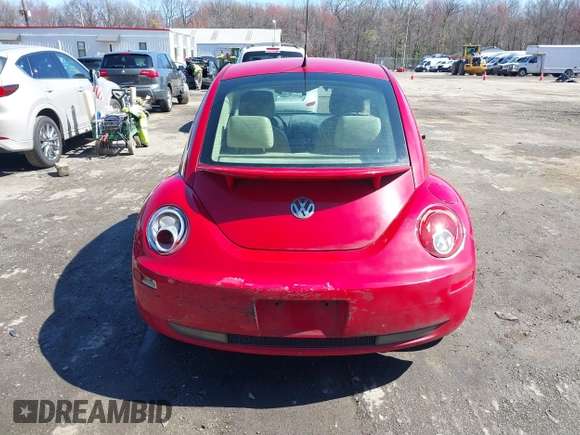 2007 Volkswagen Beetle z VIN 3VWRW31C57M504628, wystawiony jako IAAI lot #41842935 z przebiegiem 185 910 mil mil oraz . Historia ofert i sprzedaży dostępna na DreamBid. Obrazek 16.