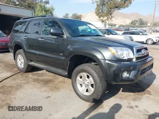 2008 Toyota 4Runner SR5 with VIN JTEZU14R18K022062, listed as a IAAI auction lot 41055144 with 161,842 mi miles. Bid and sale history available at carsss.com. Image 1.