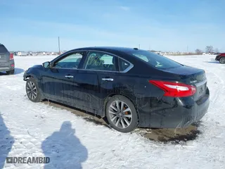 2017 Nissan Altima 2.5 SR with VIN 1N4AL3AP9HC470004, listed as a IAAI auction lot 41564947 with 118,219 mi miles. Bid and sale history available at carsss.com. Image 15.