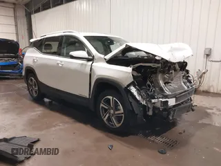 2021 GMC Terrain SLT z VIN 3GKALVEV2ML302710, wystawiony jako IAAI lot #41880294 z przebiegiem 44 081 mil mil oraz . Historia ofert i sprzedaży dostępna na DreamBid. Obrazek 1.