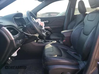 2020 Jeep Cherokee High Altitude with VIN 1C4PJLDN3LD530155, listed as a Copart auction lot 70008962 with 32,942 mi miles and . Bid and sale history available at DreamBid. Image 7.