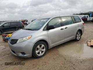 2017 Toyota Sienna L with VIN 5TDZZ3DC5HS890135, listed as a Copart auction lot 44033165 with 156,422 mi miles and Salvage title. Bid and sale history available at DreamBid. Image 1.