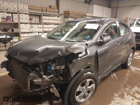 2018 Honda HR-V LX with VIN 3CZRU6H35JM704037, listed as a IAAI auction lot 41574796 with 140,671 mi miles. Bid and sale history available at carsss.com. Image 18.