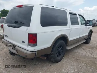 2005 Ford Excursion Eddie Bauer z VIN 1FMNU44L25ED02868, wystawiony jako IAAI lot #42414710 z przebiegiem 30 486 mil mil oraz . Historia ofert i sprzedaży dostępna na DreamBid. Obrazek 4.