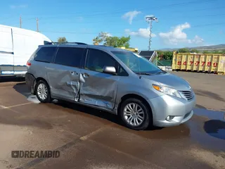 2012 Toyota Sienna XLE AAS with VIN 5TDYK3DCXCS205989, listed as a IAAI auction lot 41817707 with 205,493 mi miles and . Bid and sale history available at DreamBid. Image 1.