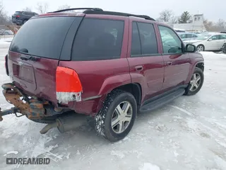 2005 Chevrolet TrailBlazer LT with VIN 1GNDT13S252306051, listed as a IAAI auction lot 41363035 with 239,590 mi miles. Bid and sale history available at carsss.com. Image 4.
