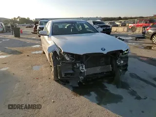 2020 BMW 5 Series 540i с VIN WBAJS1C03LWW73170, выставлен на аукционе Copart как лот 86698914 с пробегом 120 807 миль миль и На запчасти • Non repairable. История ставок и продаж доступна на DreamBid. Изображение 13.